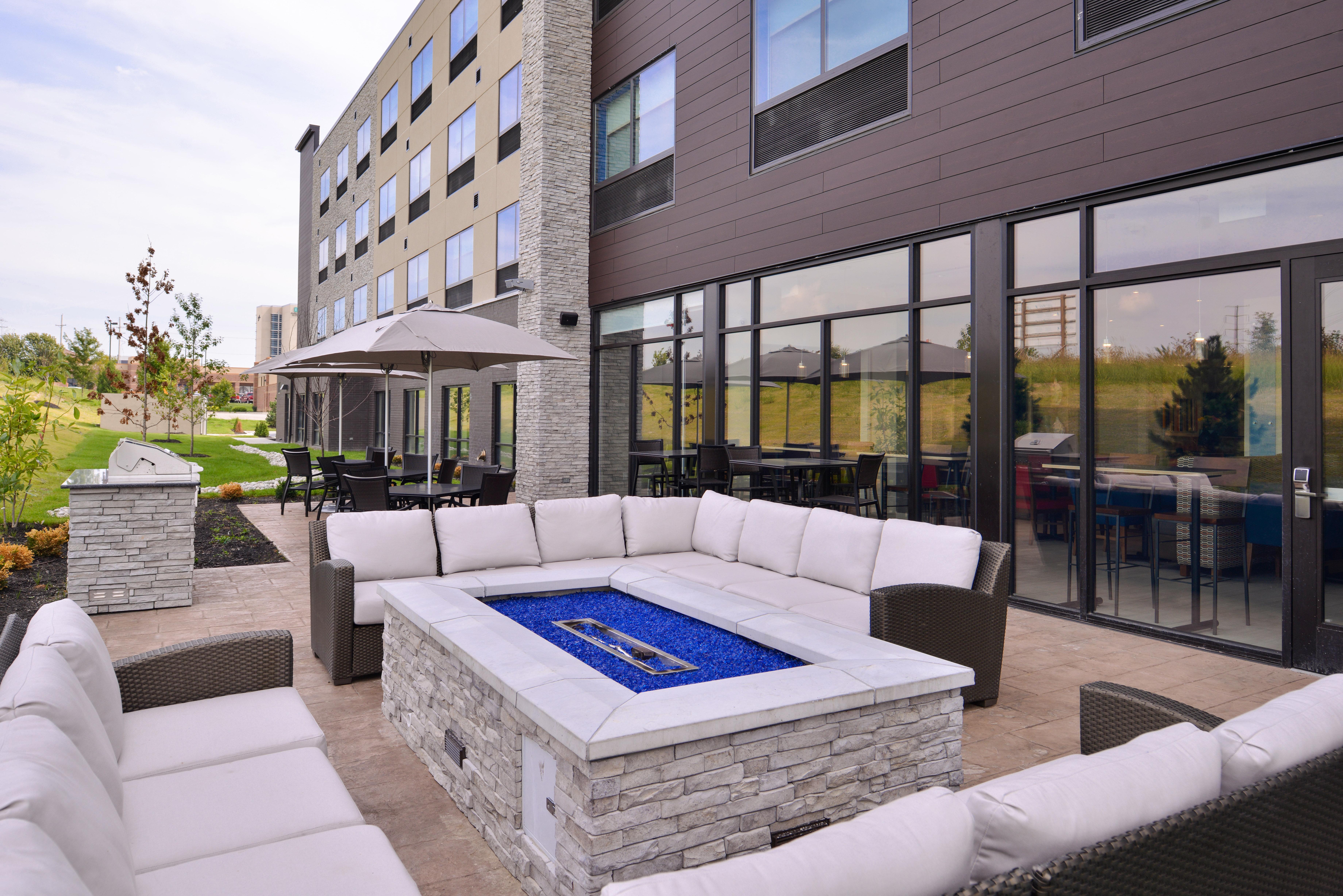 Holiday Inn Express & Suites - Olathe West By Ihg Εξωτερικό φωτογραφία