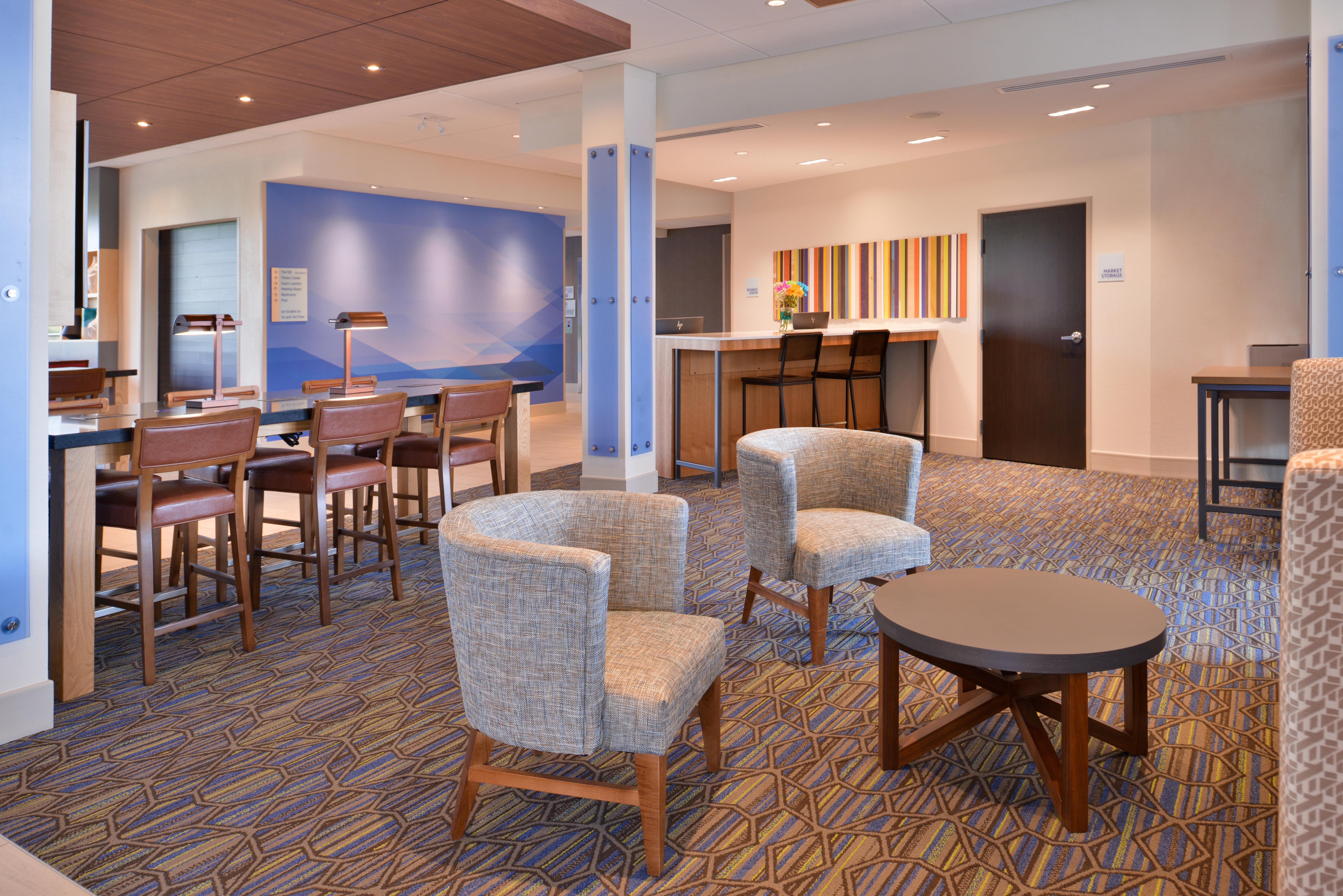 Holiday Inn Express & Suites - Olathe West By Ihg Εξωτερικό φωτογραφία
