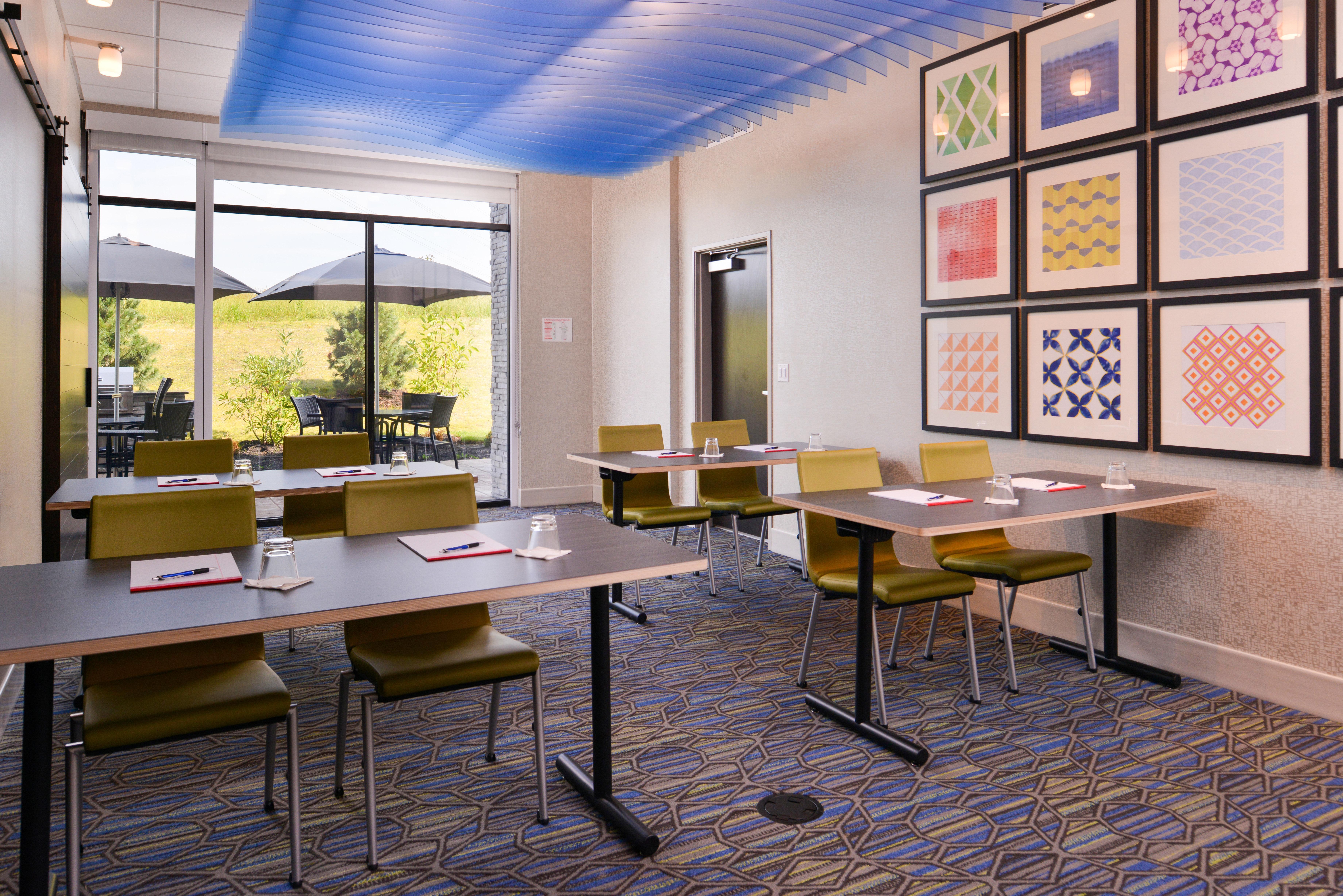 Holiday Inn Express & Suites - Olathe West By Ihg Εξωτερικό φωτογραφία
